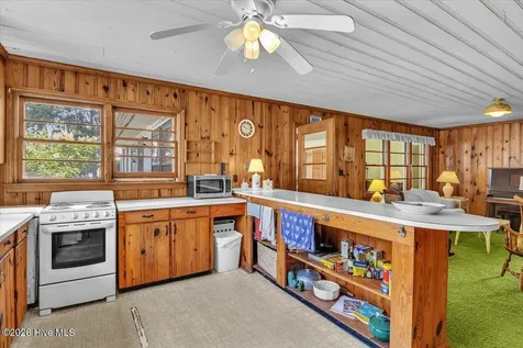 113 Clinton Road Elizabethtown NC 28337