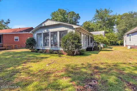 113 Clinton Road Elizabethtown NC 28337