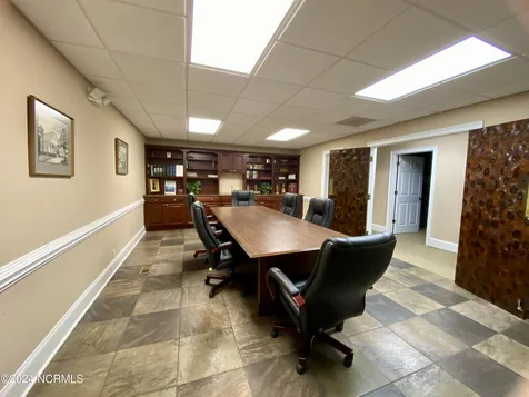 121 Courthouse Drive Elizabethtown NC 28337