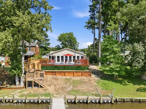 32 & 35 S Teachs Point Road Bath NC 27808