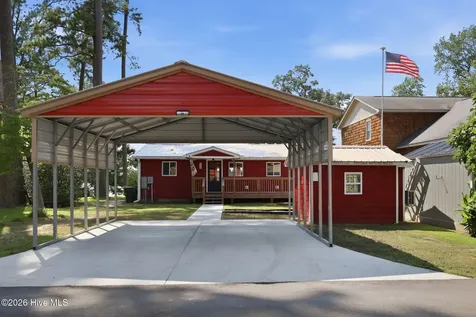 32 & 35 S Teachs Point Road Bath NC 27808