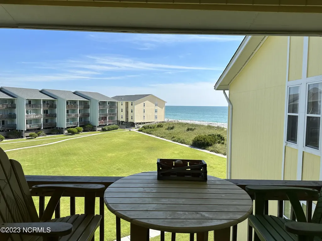 918 /235 N New River Drive Surf City NC 28445