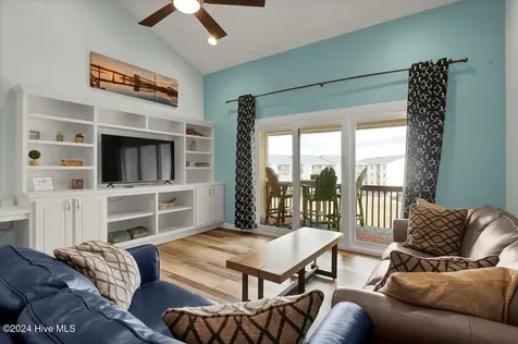 918 /235 N New River Drive Surf City NC 28445
