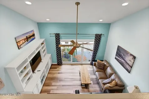 918 /235 N New River Drive Surf City NC 28445