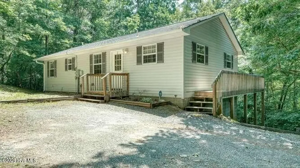 151 Laurel Spring Drive Murphy NC 28906