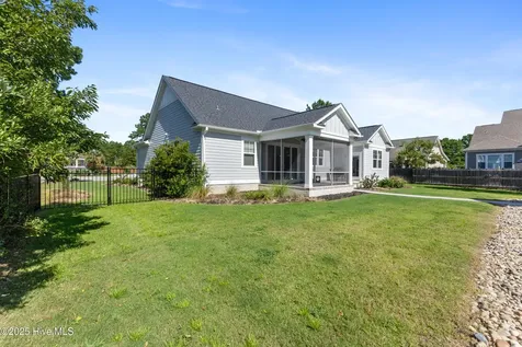 3794 Old Crabapple Court NE Leland NC 28451