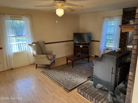 436 Edward Street Belhaven NC 27810
