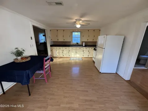 436 Edward Street Belhaven NC 27810