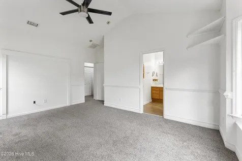 1018 Foxridge Way Leland NC 28451