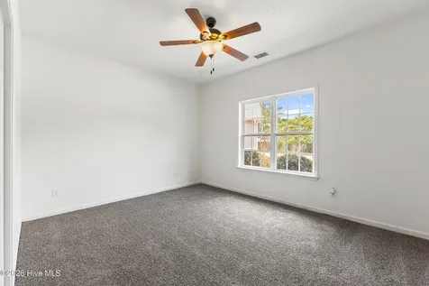 1018 Foxridge Way Leland NC 28451