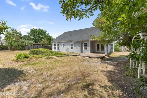 1018 Foxridge Way Leland NC 28451