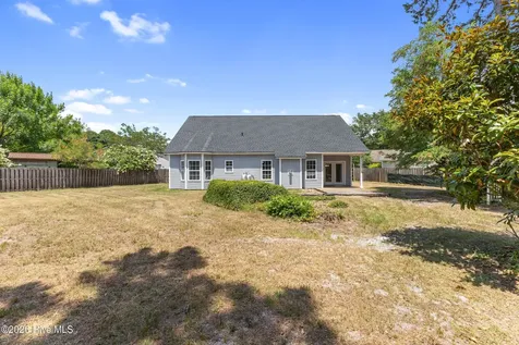 1018 Foxridge Way Leland NC 28451