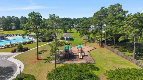 1018 Foxridge Way Leland NC 28451