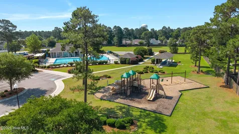 1018 Foxridge Way Leland NC 28451