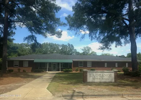 502 S Carey Street La Grange NC 28551