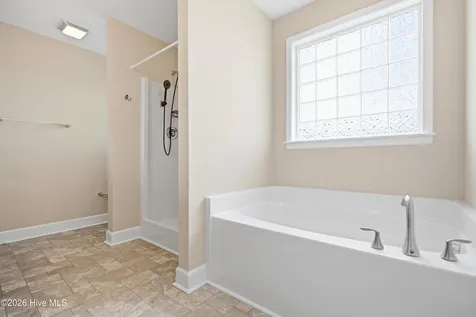 447 Avendale Drive Rocky Point NC 28457