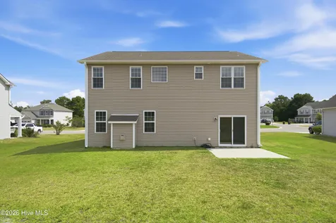 447 Avendale Drive Rocky Point NC 28457
