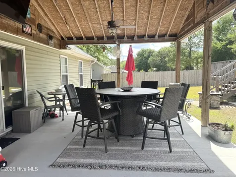 3195 Blue Banks Loop Road NE Leland NC 28451