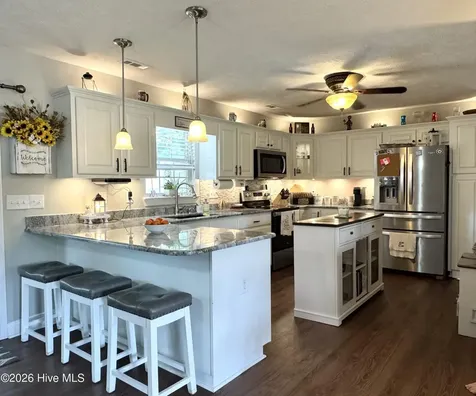 3195 Blue Banks Loop Road NE Leland NC 28451