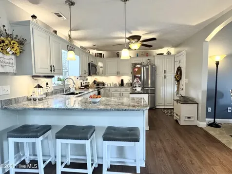 3195 Blue Banks Loop Road NE Leland NC 28451