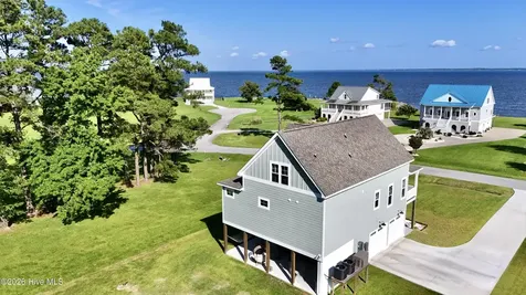 3004 Maritime Drive Oriental NC 28571