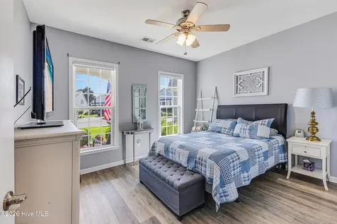 5021 Lagan Court Southport NC 28461