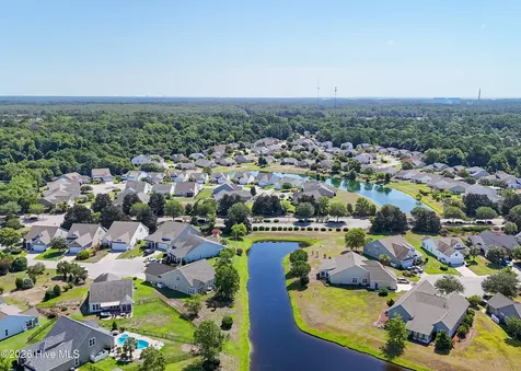 5021 Lagan Court Southport NC 28461