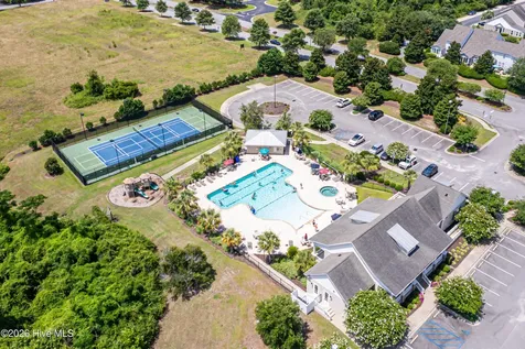 5021 Lagan Court Southport NC 28461