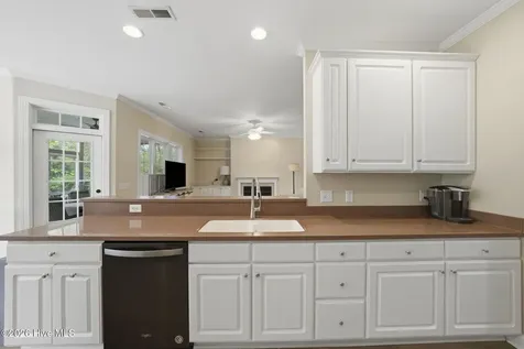 2906 Moorings Way SE Southport NC 28461