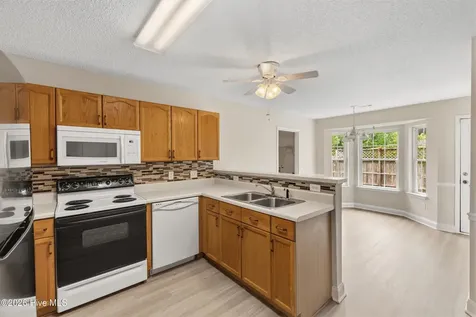 10025 Birch Place Leland NC 28451
