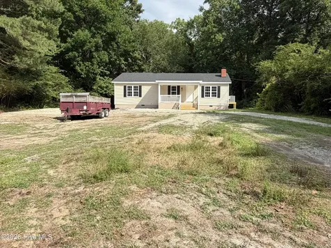 133 Anglers Cove Road Hertford NC 27944