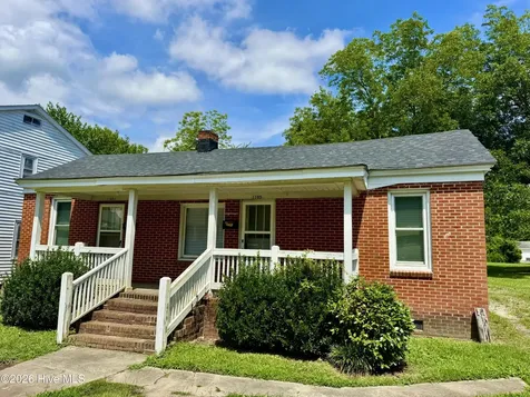1105 College Street Kinston NC 28501