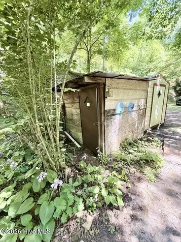 89 Dog Hollow Robbinsville NC 28771