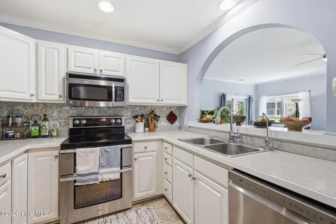 402 Penny Lane Morehead City NC 28557