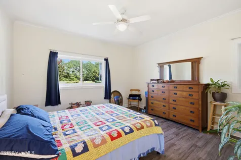 402 Penny Lane Morehead City NC 28557