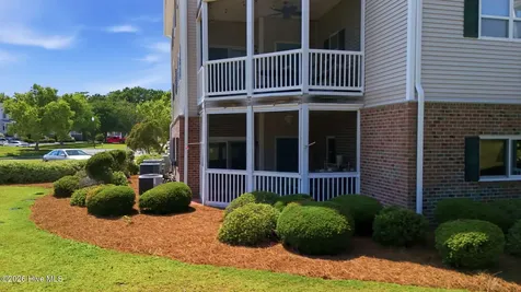 402 Penny Lane Morehead City NC 28557
