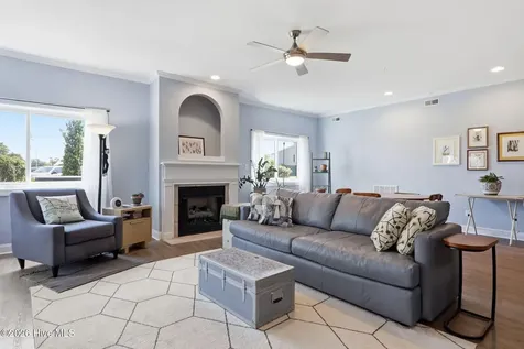 402 Penny Lane Morehead City NC 28557