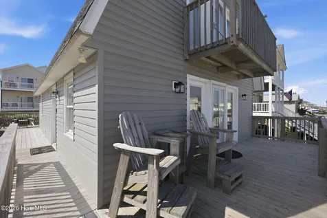 2016 N New River Drive Surf City NC 28445