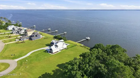 28 Wax Myrtle Court Minnesott Beach NC 28510