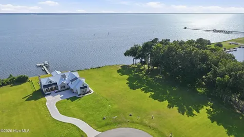 28 Wax Myrtle Court Minnesott Beach NC 28510