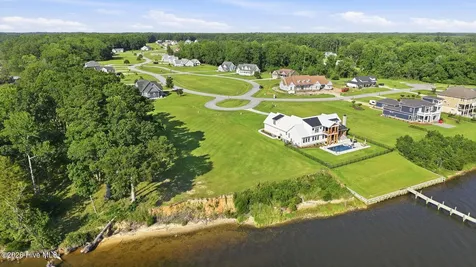 28 Wax Myrtle Court Minnesott Beach NC 28510