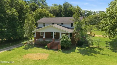 581 Post Road Bath NC 27808