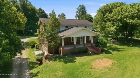 581 Post Road Bath NC 27808