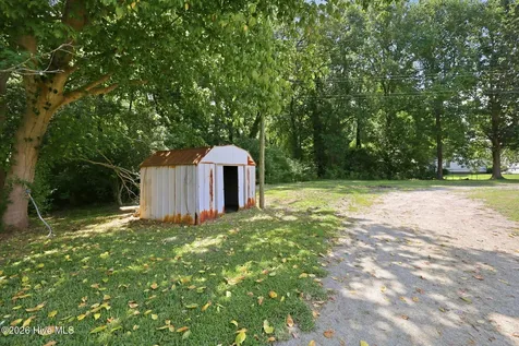 581 Post Road Bath NC 27808