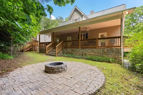 95 Cherokee Avenue Andrews NC 28901