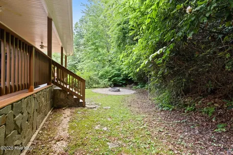 95 Cherokee Avenue Andrews NC 28901