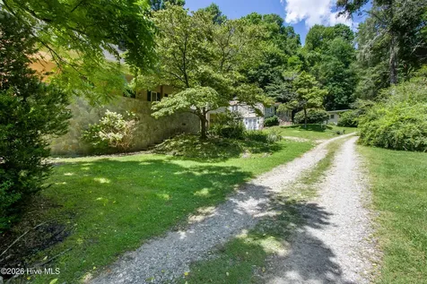 95 Cherokee Avenue Andrews NC 28901