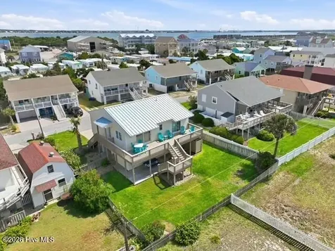 102 W Dobbs Street Atlantic Beach NC 28512