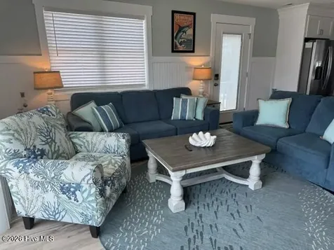 102 W Dobbs Street Atlantic Beach NC 28512