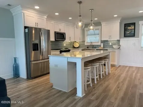 102 W Dobbs Street Atlantic Beach NC 28512